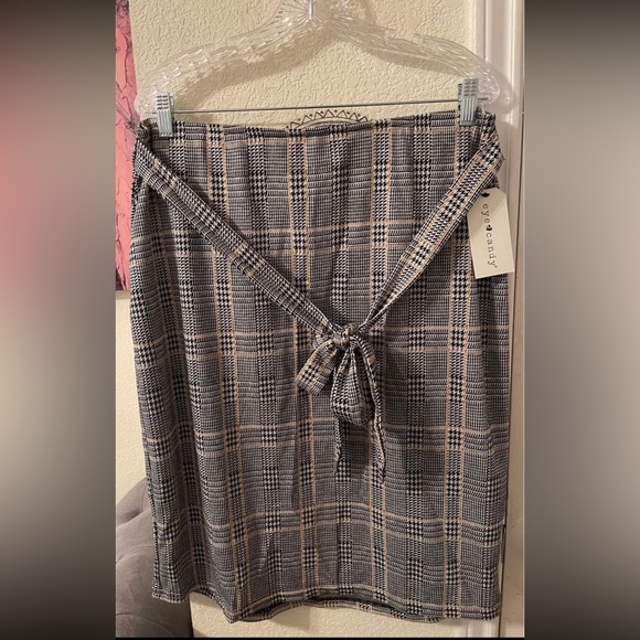 Dresses & Skirts - Plus Size Women’s plaid short skirt size 3X New